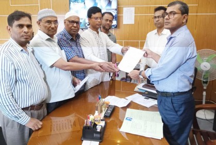 বরিশালে দুই কাউন্সিলর
প্রার্থীর মনোনয়ন প্রত্যাহার