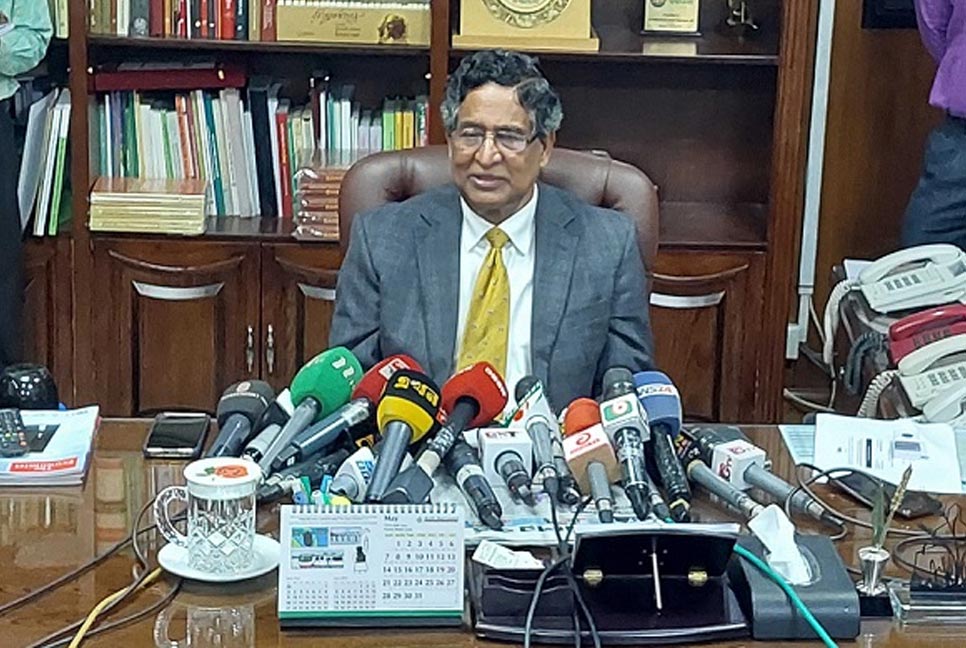 নিষেধাজ্ঞায় সরকার চিন্তিত না, এটি সকলের জন্য সতর্কবার্তা : কৃষিমন্ত্রী