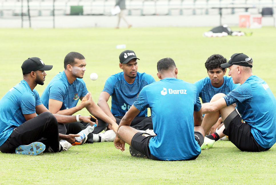 সাকিবের না থাকাটা বড় ধাক্কা: হাবিবুল বাশার