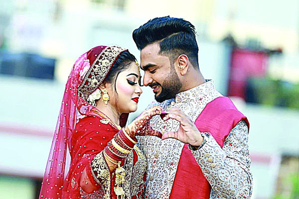 বিয়ে করলেন ইমরান-জেরিন