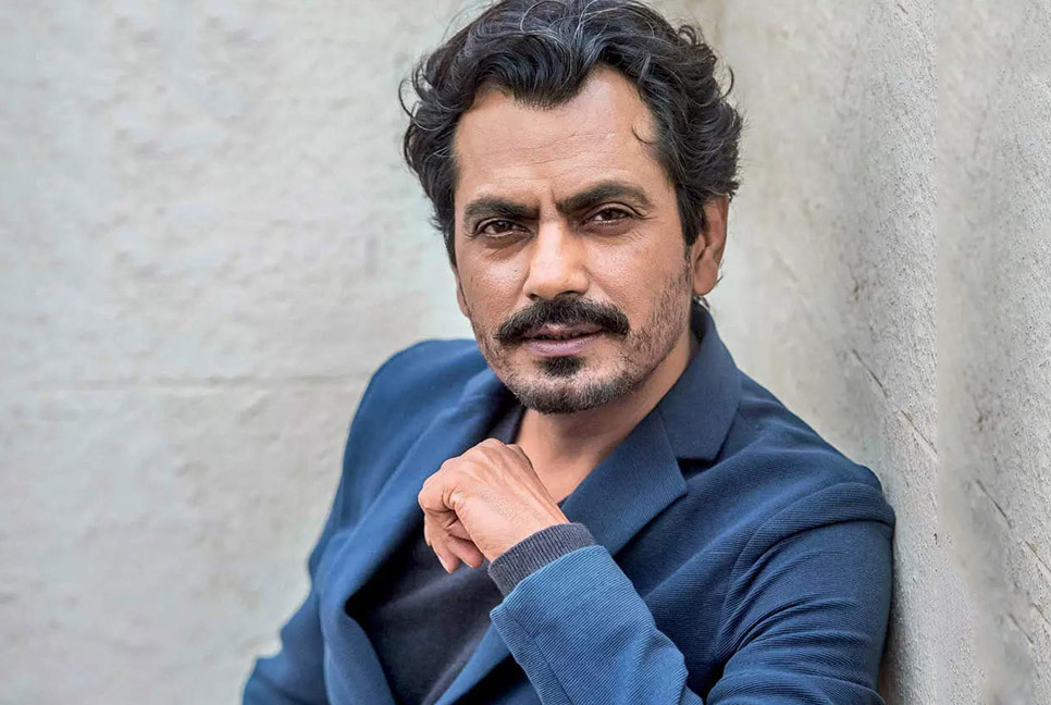 ‘হল ভাড়া নিয়ে-ছবি তুলে বলবে আমার সিনেমা কানে গিয়েছিল’
