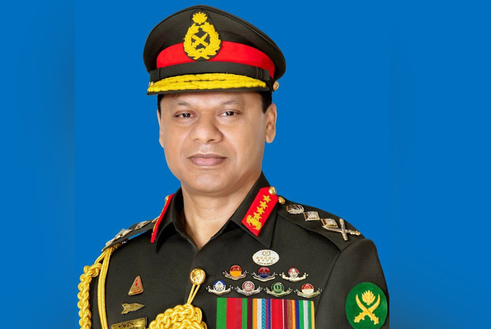 সৌদি আরব সফর শেষে দেশে ফিরলেন সেনাবাহিনী প্রধান