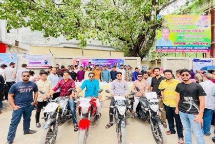 গুচ্ছ ভর্তিচ্ছু শিক্ষার্থীদের সহায়তায় জবি ছাত্রলীগ