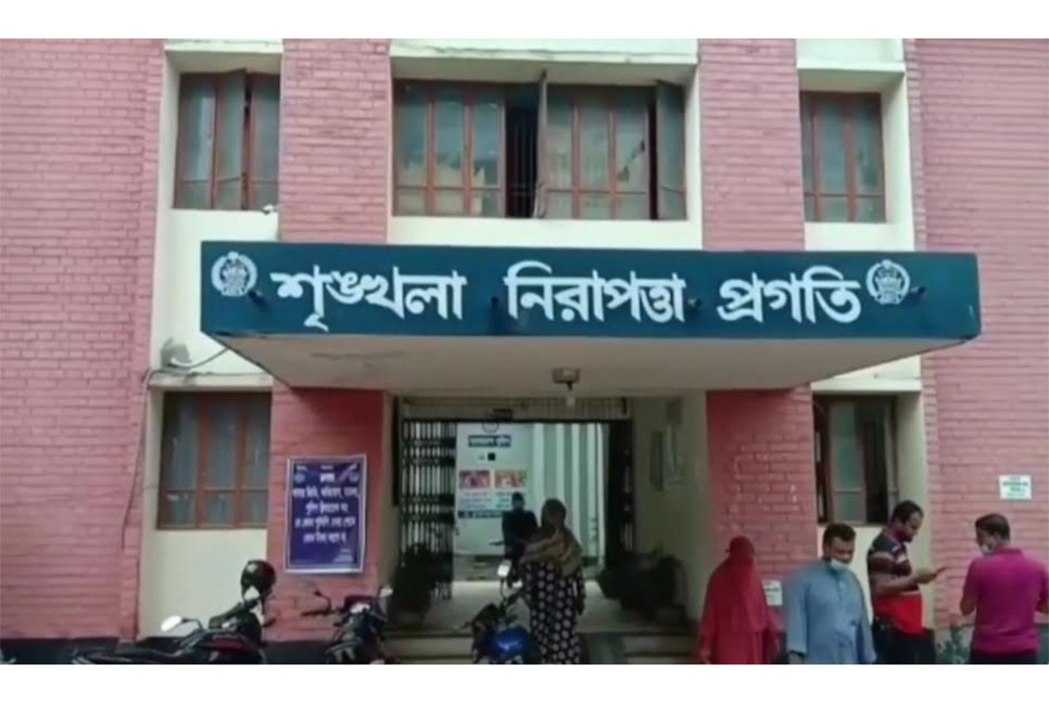 শিক্ষকের বেত্রাঘাতে স্কুলছাত্র আহত