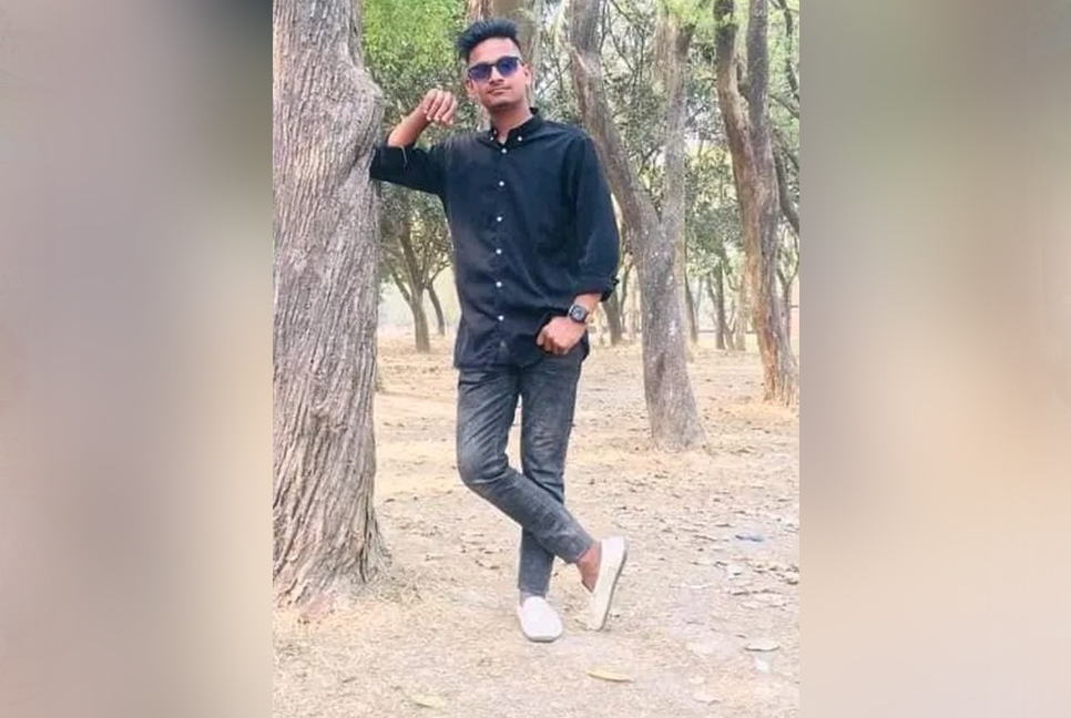 ভালুকায় কাভার্ডভ্যান চাপায় প্রাণ গেল শিক্ষার্থীর