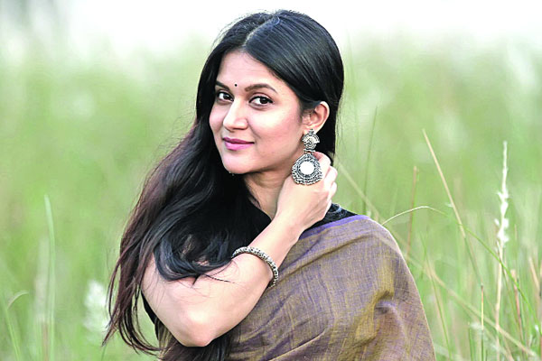 মুখ খুললেন মিথিলা