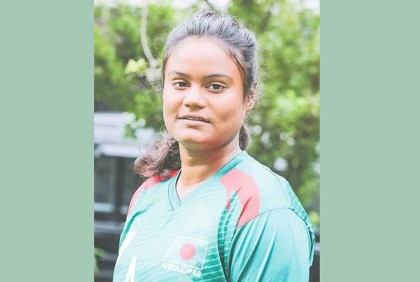 এবার বাফুফের ক্যাম্প ছাড়লেন সাফজয়ী আঁখি
