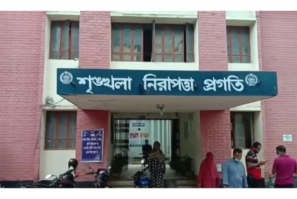 শিক্ষকের বেত্রাঘাতে স্কুলছাত্র আহত