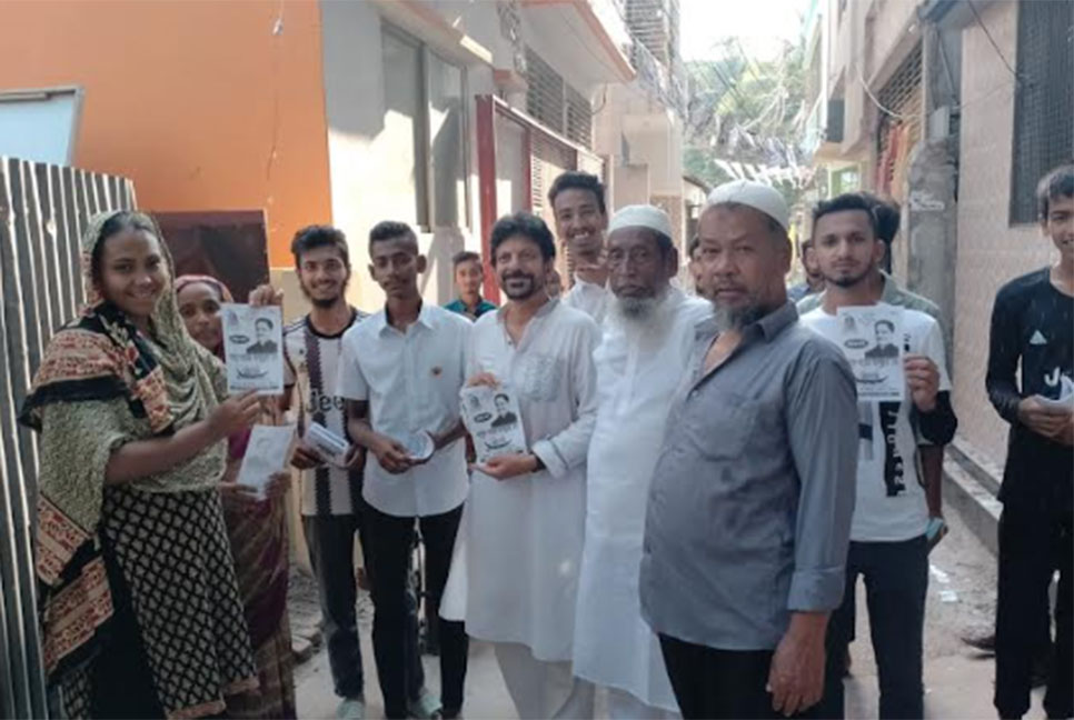 অবশেষে নৌকার প্রচারণায় বরিশাল
মহানগর আওয়ামী লীগ
