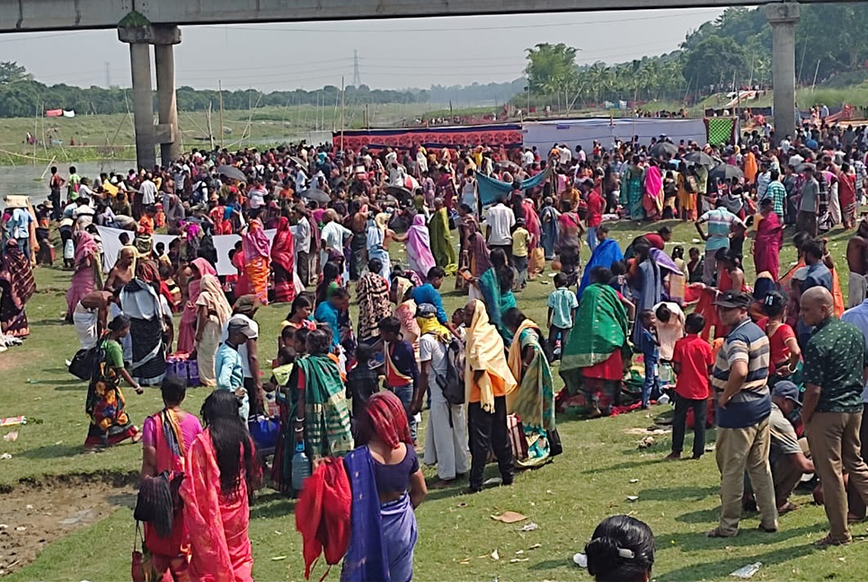 কানসাটে গঙ্গাস্নান অনুষ্ঠিত