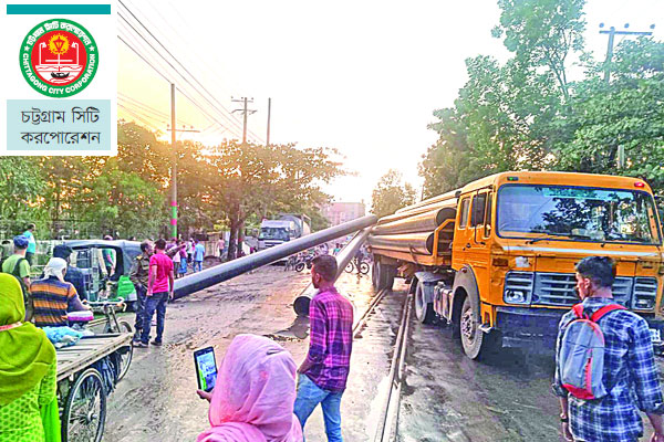ঝুঁকি নিয়েই চলতে হয় নাগরিকদের