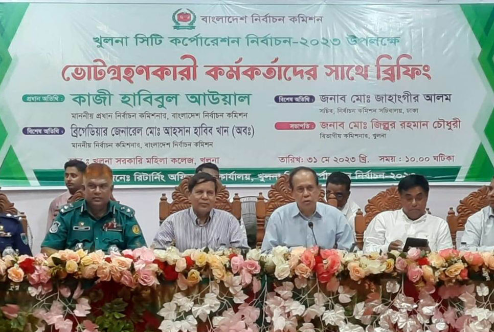 মানুষের মধ্যে যেন কোনওরকম অনাস্থা না থাকে: সিইসি