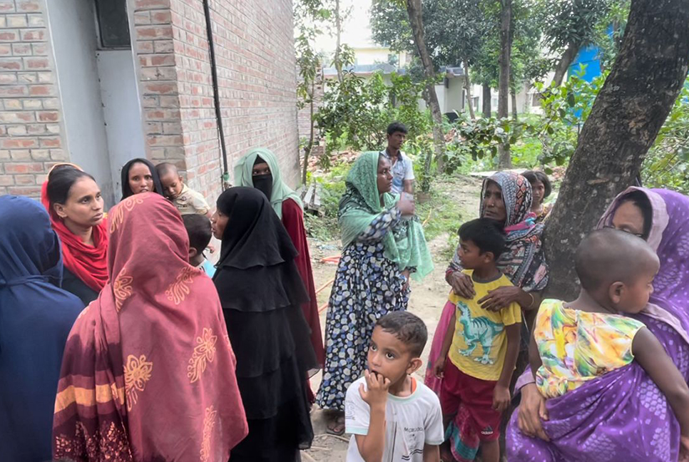স্ত্রীকে কুপিয়ে জখম, পরে স্বামীর আত্মহত্যা