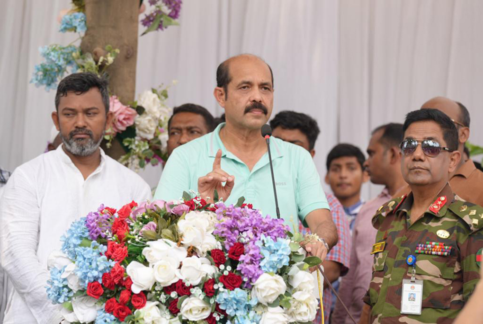 নতুন ওয়ার্ডের চলমান উন্নয়ন কাজ শেষ হলে জলাবদ্ধতা দূর হবে : মেয়র আতিক 


