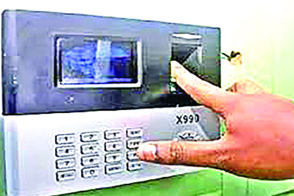 প্রাথমিকে বায়োমেট্রিক মেশিনের নেই ব্যবহার