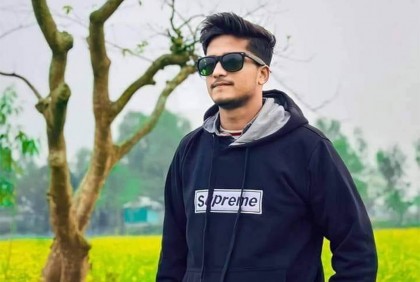 স্টেডিয়ামে খেলার সময় বজ্রপাতে ক্রিকেটারের মৃত্যু