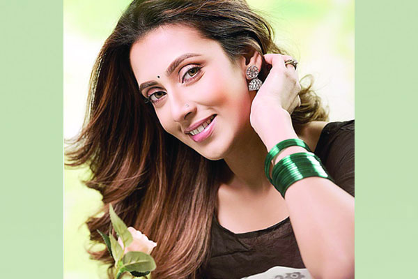 অপেক্ষায় মিম