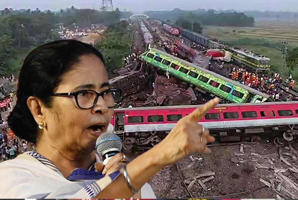 ট্রেন দুর্ঘটনায় নিহতদের পরিবারকে ৫ লাখ রুপি ক্ষতিপূরণ ঘোষণা মমতার
