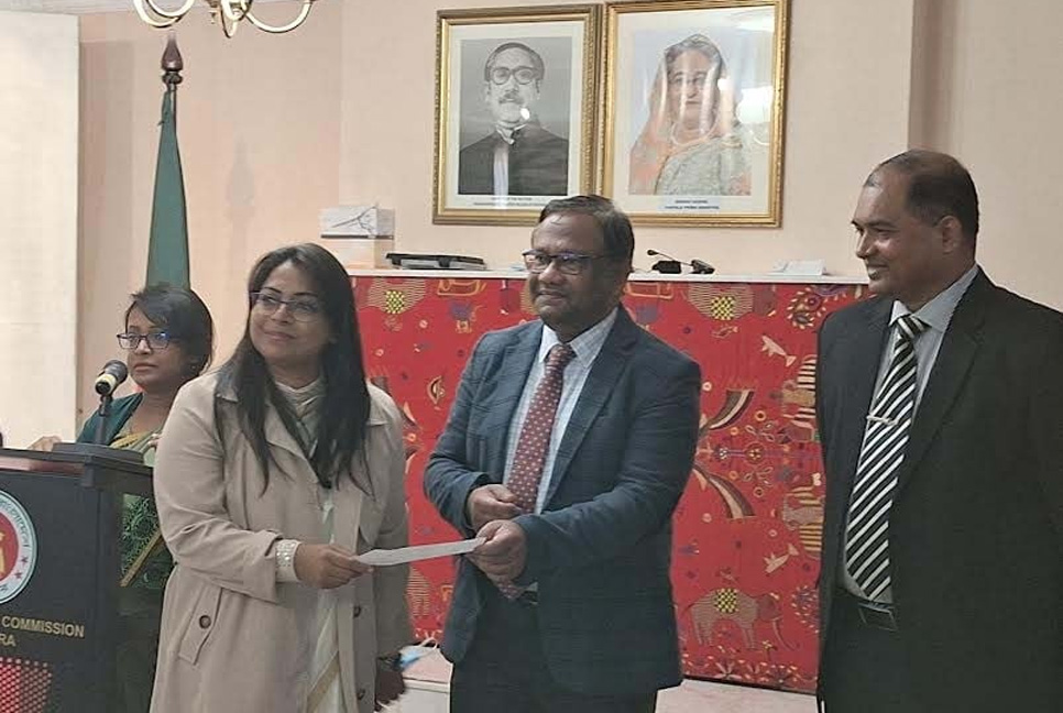 অস্ট্রেলিয়ায় বাংলাদেশ হাইকমিশনে ই-পাসপোর্ট চালু

