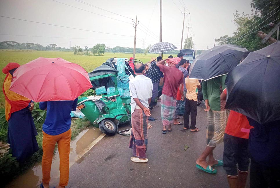 হবিগঞ্জে বাস ও সিএনজির সংঘর্ষ, নিহত ৩