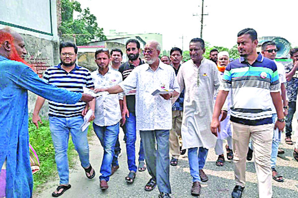 প্রচারণায় বাগযুদ্ধে খালেক-মধু