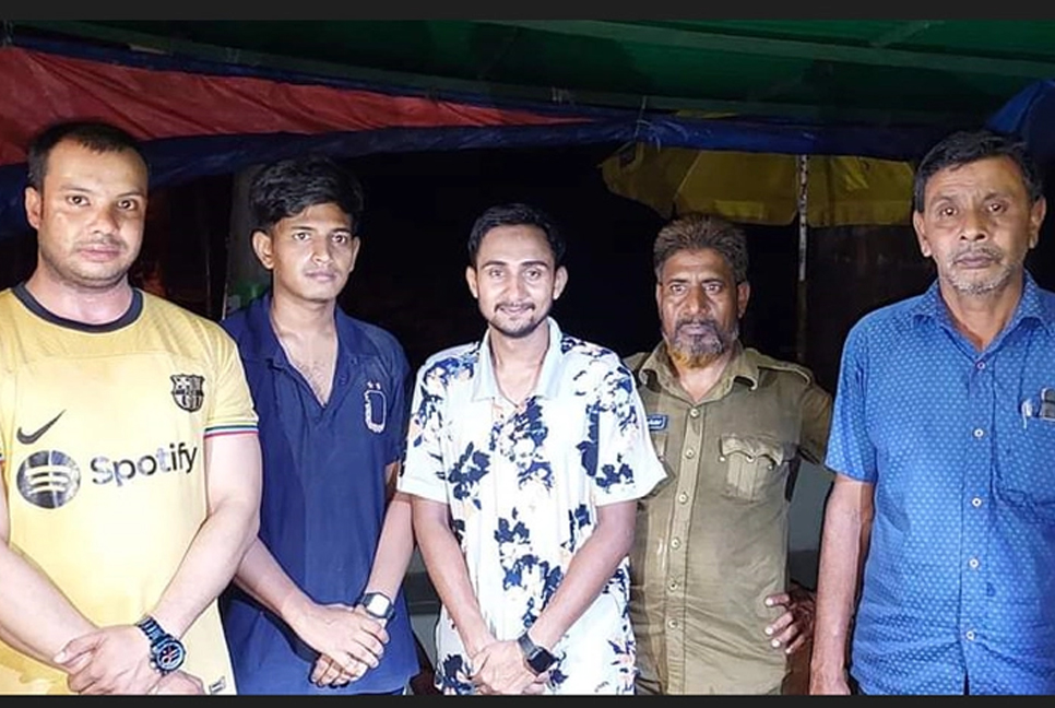 লাউয়াছড়ায় গহীন বনে পথ হারালেন দুই বন্ধু, ৯৯৯-এ ফোন পেয়ে উদ্ধার