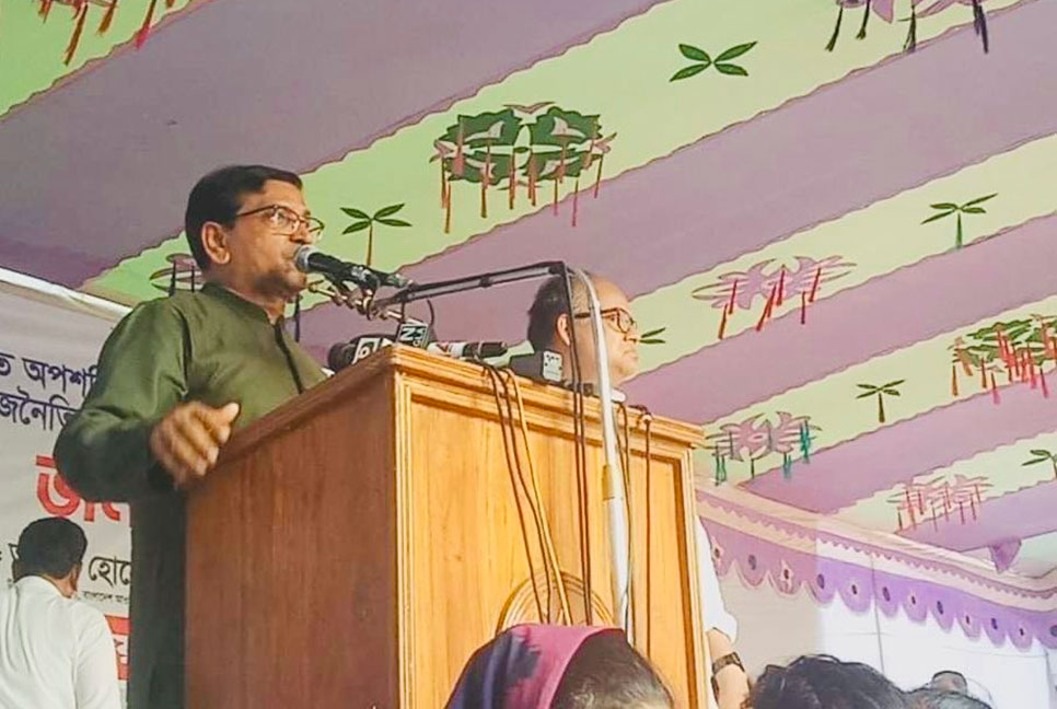 বিএনপি-জামায়াত নির্বাচন বানচাল করার ষড়যন্ত্রে লিপ্ত : হানিফ