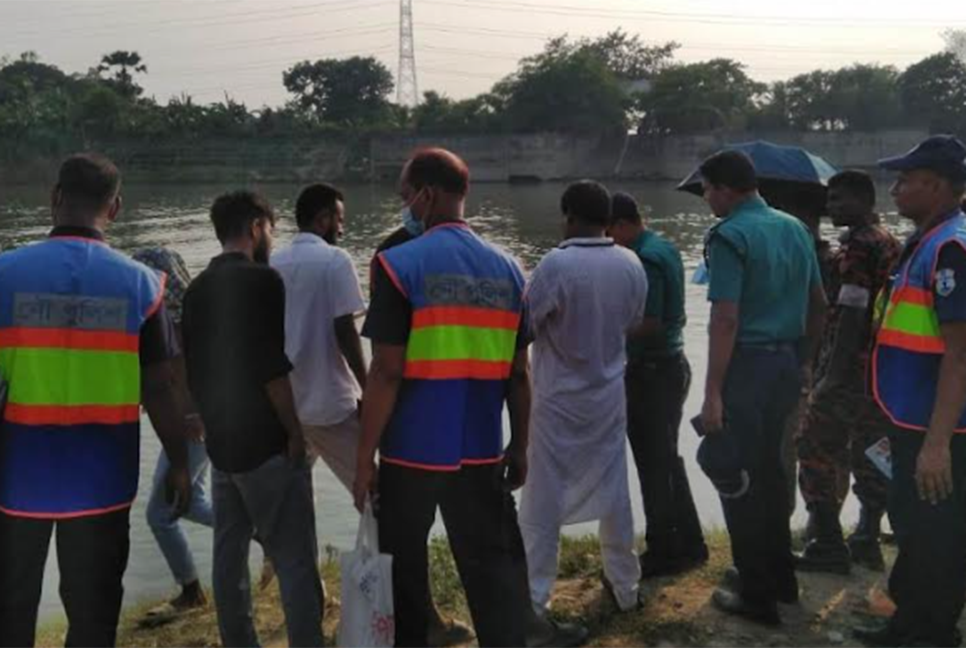 তুরাগ নদী থেকে কিশোরের লাশ উদ্ধার