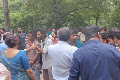 জাবিতে ছাত্রলীগের হামলার ঘটনায় তদন্ত কমিটি, তোপের মুখে উপাচার্য

