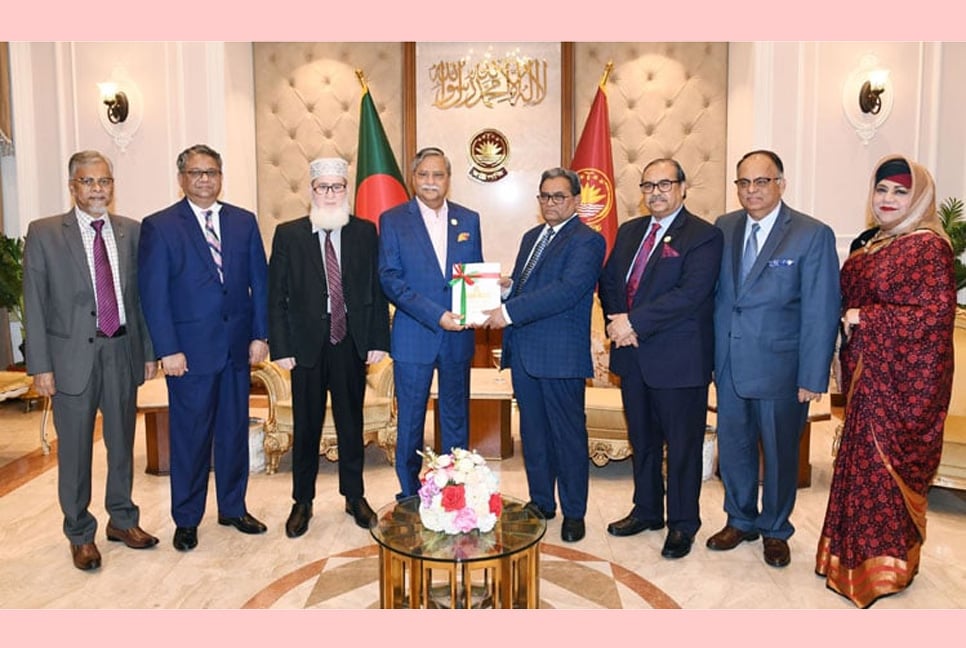 দ্রুত ন্যায়বিচার নিশ্চিতে বিচার বিভাগকে আরও তৎপর হতে রাষ্ট্রপতির পরামর্শ 

