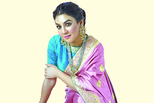 ঘসেটি বেগম জয়া!