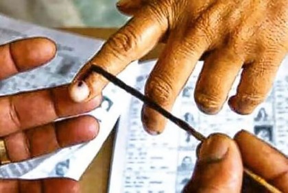 পশ্চিমবঙ্গে পঞ্চায়েত নির্বাচন ৮ জুলাই 

