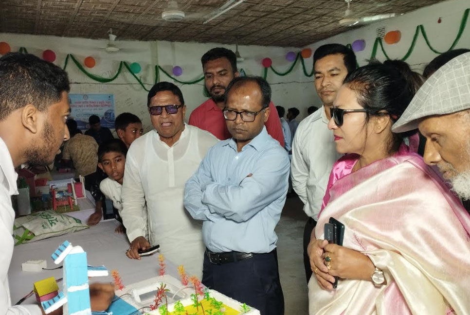 পঞ্চগড়ে বিজ্ঞান ও প্রযুক্তি মেলা শুরু 