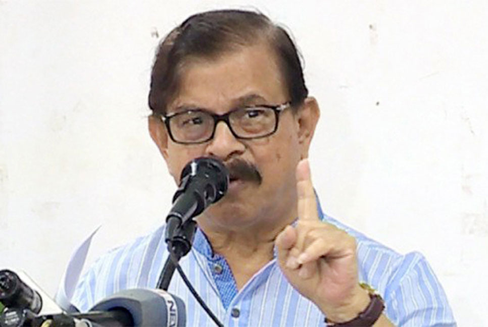 মন্ত্রীরা মুখ ফসকে সত্য কথা বলে দিচ্ছেন : মান্না