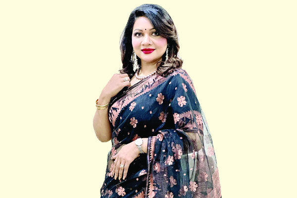 ৩০ বছর গান নিয়েই পথ চলছি