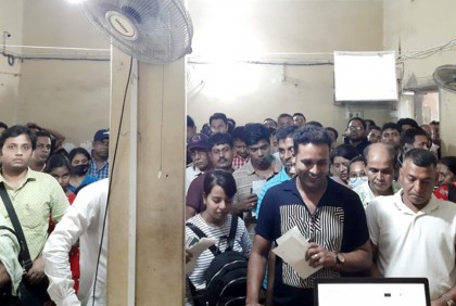 ২৭ ঘণ্টা পর সচল আখাউড়া বন্দরের সার্ভার, যাত্রী পারাপার স্বাভাবিক