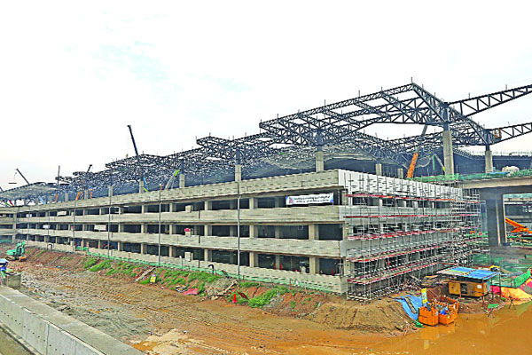 পূর্ণাঙ্গ রূপ পাচ্ছে থার্ড টার্মিনাল