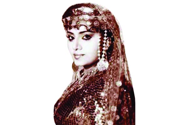 অঞ্জু ঘোষের দেশ ছাড়ার গল্প