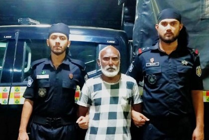 পলাতক জীবনযাপন করে আসছিলেন তিনি, অবশেষে গ্রেফতার