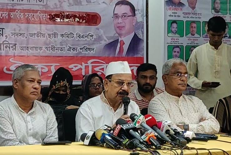 সরকার নিরাপদ প্রস্থান চাইলে একটি মাত্র পথ খোলা আছে: গয়েশ্বর 