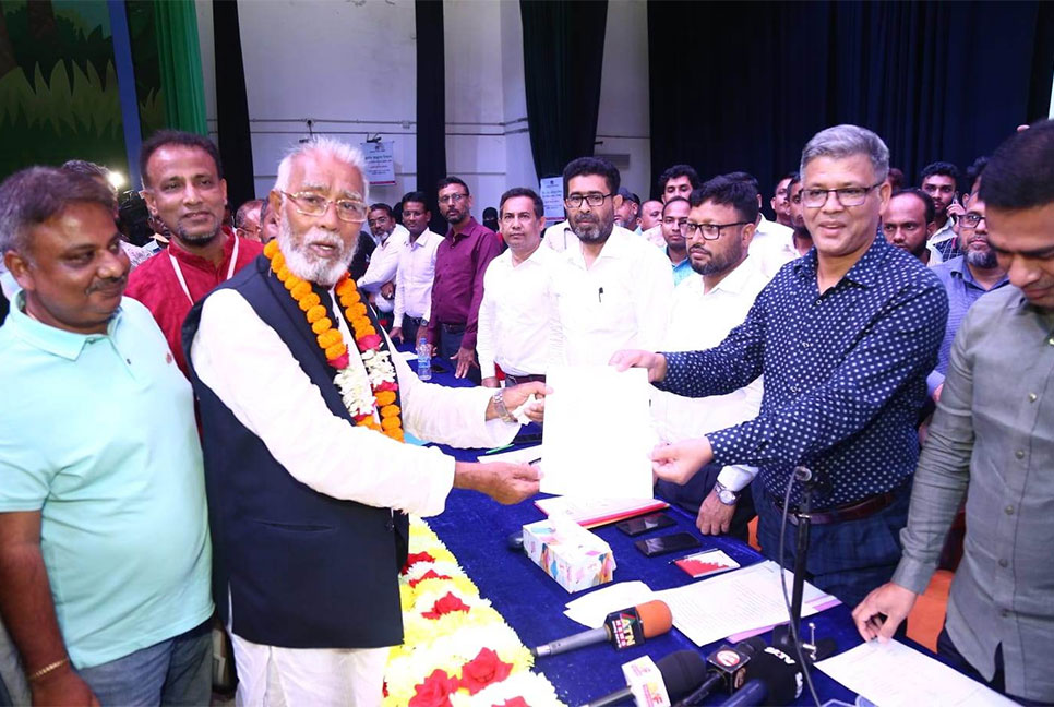 তৃতীয়বার খুলনার মেয়র হলেন তালুকদার আব্দুল খালেক