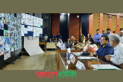 খুলনা-বরিশাল সিটি নির্বাচন: সিসি ক্যামেরায় ভোট পর্যবেক্ষণ করছে ইসি