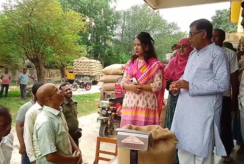 মেহেরপুরের গাংনীতে সরকারিভাবে ধান ক্রয় শুরু