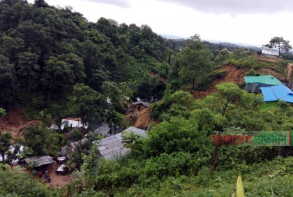 পাহাড়ে নতুন বসতি, বাড়ছে ধসের ঝুঁকি