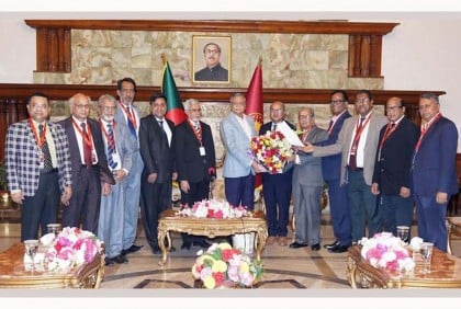ন্যায়বিচার নিশ্চিত করতে আইনজীবীদের সর্বোচ্চ সহযোগিতার আহ্বান রাষ্ট্রপতির


