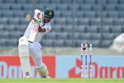 আগ্রাসী ব্যাটিংয়ে শান্তর সেঞ্চুরি