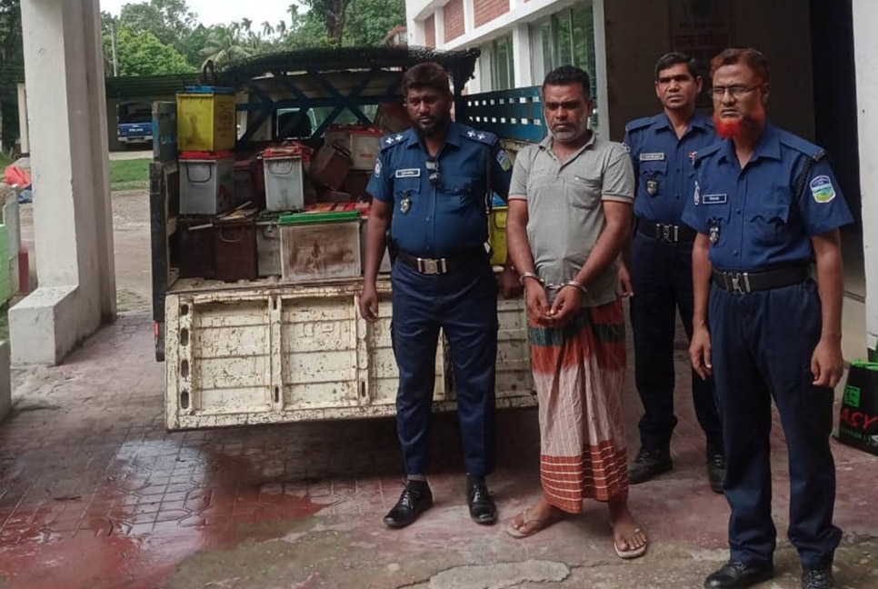 ফুলপুরে চুরি হওয়া ১৫৮ ব্যাটারি উদ্ধার, আটক ১ 