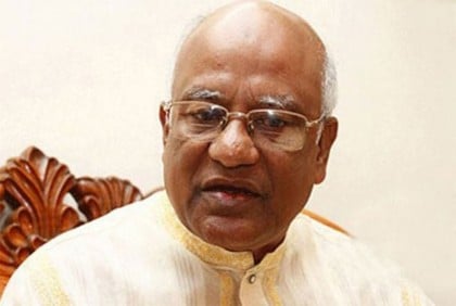 খন্দকার মোশাররফ হাসপাতালে ভর্তি