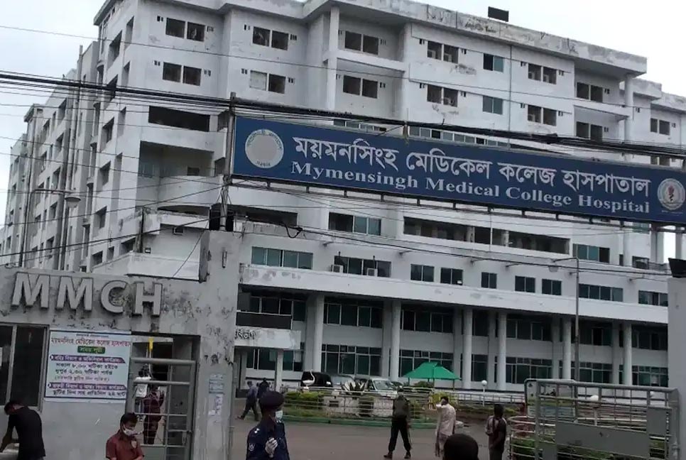 ধর্ষণে ব্যর্থ হয়ে চলন্ত বাস থেকে নিক্ষেপ, সেই নারী আইসিইউতে