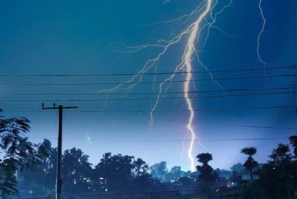 খুলনায় বজ্রপাতে ৩ জনের প্রাণহানি